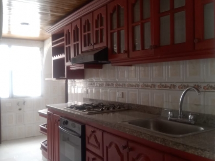 Apartamento en Pie de la Popa, Conjunto Villa Mercedes Piso 4